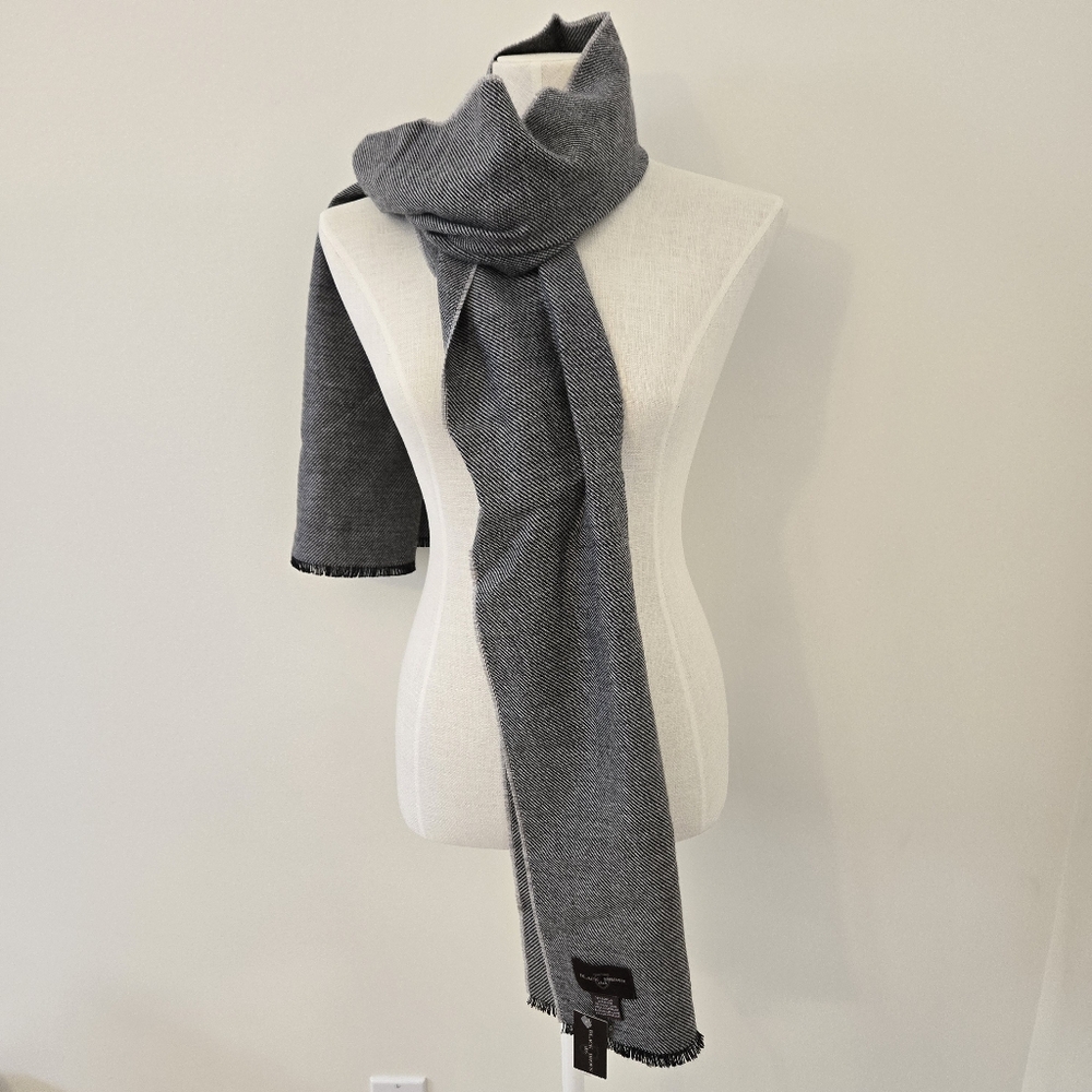 NWT Black Brown 1826 Wool Blend Neck Scarf Fringe Grey and Black‎